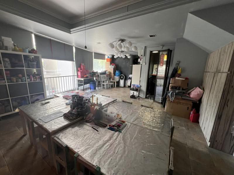 Acacia Court, 2 Pandan Valley, Clementi Park / Upper Bukit Timah, 1,679 sqft, Shop / Shophouse For Sale, by Gladwin Quek, 25611014 - CommercialGuru.com.sg
