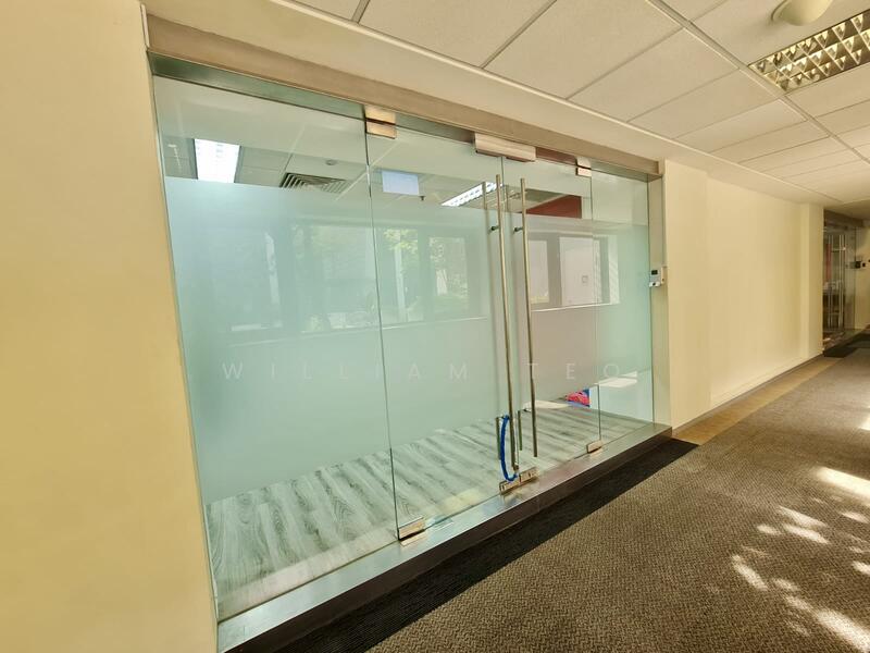 The Adelphi, 1 Coleman Street, 1,689 sqft, Office For Rent, by William Teo, 25611081 - Entrance - CommercialGuru.com.sg