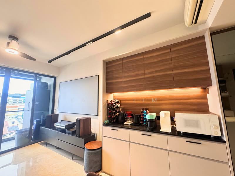 Botanique at Bartley, 231 Upper Paya Lebar Road, Hougang / Punggol / Sengkang, 2 Bedrooms, 657 sqft, Condominium For Sale, by Karen Lim, 25611115 - Kitchen - PropertyGuru.com.sg