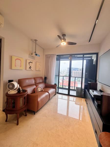 Botanique at Bartley, 231 Upper Paya Lebar Road, Hougang / Punggol / Sengkang, 2 Bedrooms, 657 sqft, Condominium For Sale, by Karen Lim, 25611115 - Living Room - PropertyGuru.com.sg