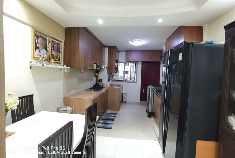 319 Ang Mo Kio Avenue 1, 319 Ang Mo Kio Avenue 1, 2 Bedrooms, 785 sqft, HDB Flat For Sale, by Alex Alex, 25611225 - Kitchen - PropertyGuru.com.sg