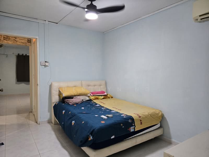 729 Clementi West Street 2, 729 Clementi West Street 2, 2 Bedrooms, 731 sqft, HDB Flat For Rent, by Sherilyn Ng, 25611295 - PropertyGuru.com.sg