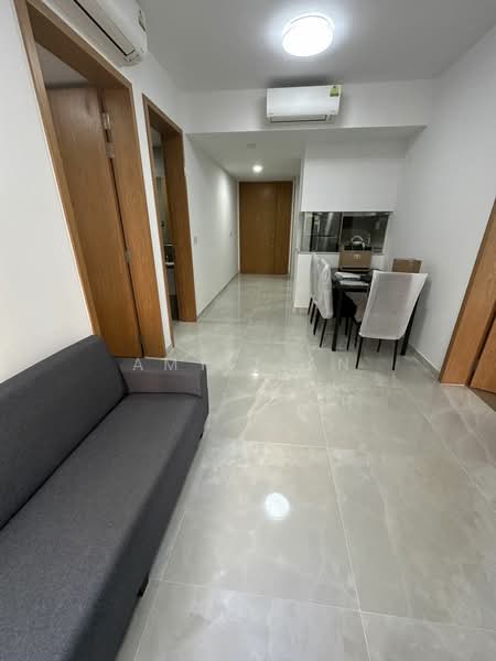 Penrose, 20 Sims Drive, 2 Bedrooms, 700 sqft, Condominium For Rent, by Amy Tian, 25611317 - Corridor - PropertyGuru.com.sg