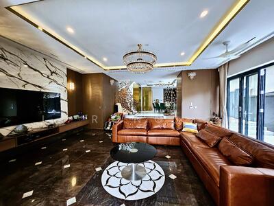 For Sale - ❤️ 3.5 STOREY MULTI GENERATIONAL DETACHED IN TANAH MERAH! CALL 8511 1005!