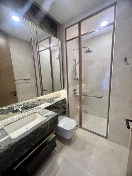 Junior Master Bathroom