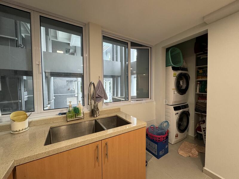 Escada View, 53 Lengkong Empat, 3 Bedrooms, 1,432 sqft, Condominium For Rent, by Goh Gerald, 25611657 - PropertyGuru.com.sg