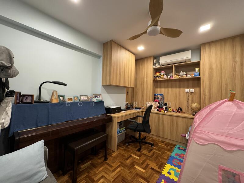 Escada View, 53 Lengkong Empat, 3 Bedrooms, 1,432 sqft, Condominium For Rent, by Goh Gerald, 25611657 - PropertyGuru.com.sg