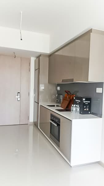 J Gateway, 2 Gateway Drive, 1 Bedroom, 506 sqft, Condominium For Rent, by Peipei Luo, 25611690 - PropertyGuru.com.sg