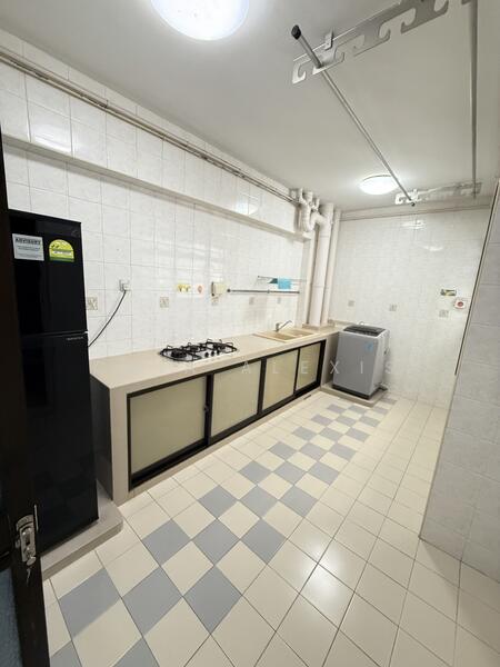 For Sale - 485 Admiralty Link