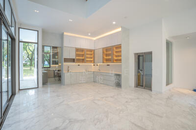 For Sale - Open house! Brand New 3.5-Sty Semi-D w. Pool & Lift, 10,000 sqft Built up