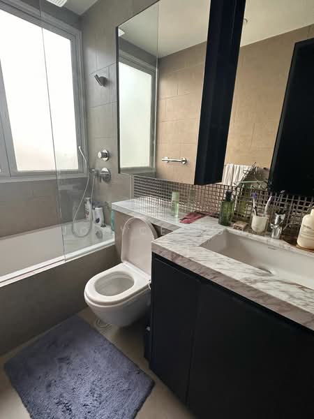 The Sorrento, 55 West Coast Road, 2 Bedrooms, 1,259 sqft, Condominium For Rent, by Joyyce Goh, 25612655 - Bathroom - PropertyGuru.com.sg