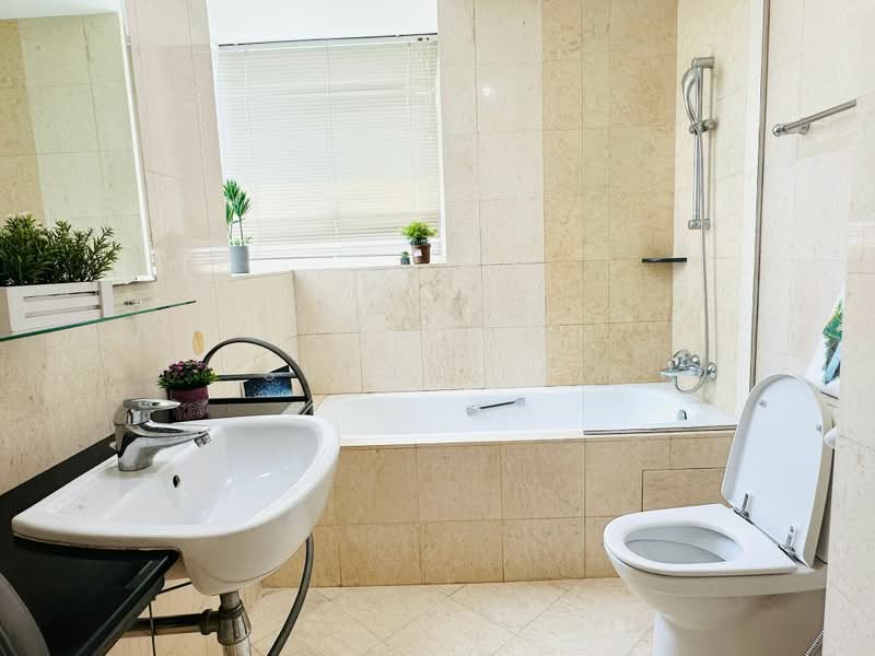 Compass Heights, 11 Sengkang Square, Room Rental, 160 sqft, Condominium For Rent, by Susan Lai, 25612854 - Bathroom - PropertyGuru.com.sg