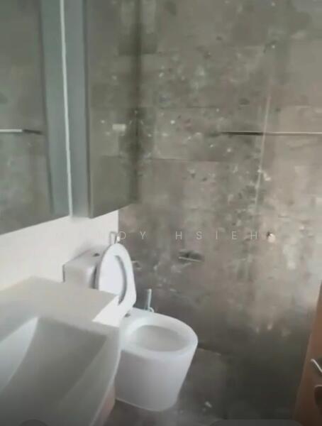 Caspian, 56 Lakeside Drive, Room Rental, 200 sqft, Condominium For Rent, by Mandy Hsieh, 25613056 - Bathroom - PropertyGuru.com.sg