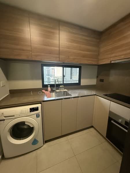Le Quest, 10 Bukit Batok Street 41, 3 Bedrooms, 818 sqft, Condominium For Rent, by Lo Steven Agent, 25613095 - Kitchen - PropertyGuru.com.sg