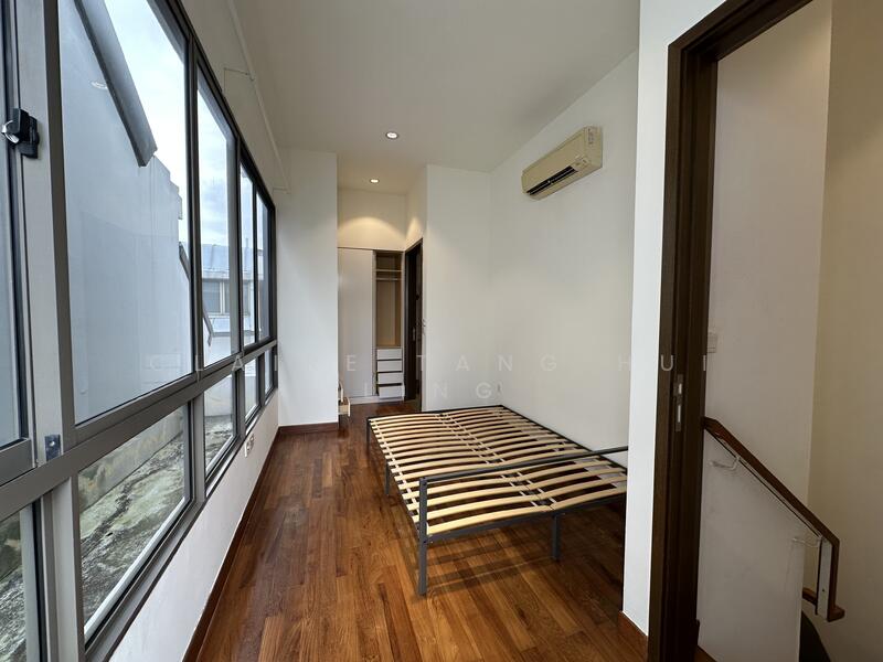 Vibes @ East Coast Apartment For Sale at S$ 1,200,000 | PropertyGuru Singapore - Bedroom