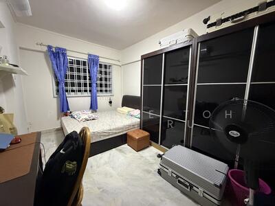 For Rent - 551 Jurong West Street 42