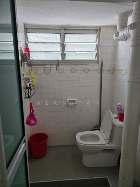 Eight Riversuites, 2 Whampoa East, Studio, 230 sqft, Condominium For Rent, by Alan Tan, 25613589 - Bathroom - PropertyGuru.com.sg
