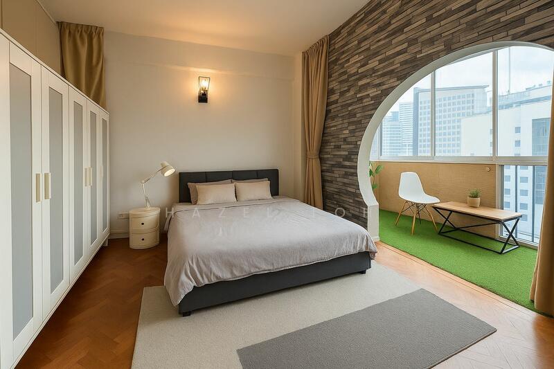 Common room with balcony