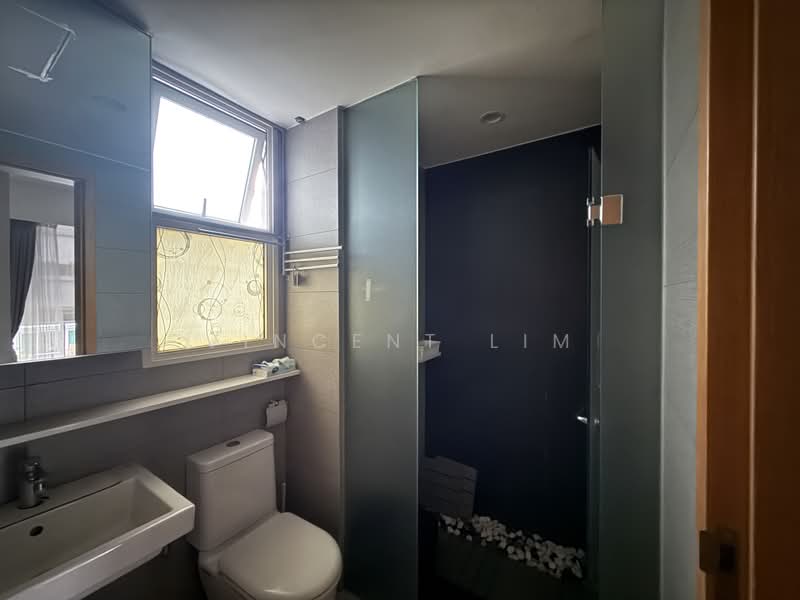 Vacanza @ East, 36 Lengkong Tujoh, 2 Bedrooms, 807 sqft, Condominium For Rent, by Vincent Lim, 25613654 - PropertyGuru.com.sg