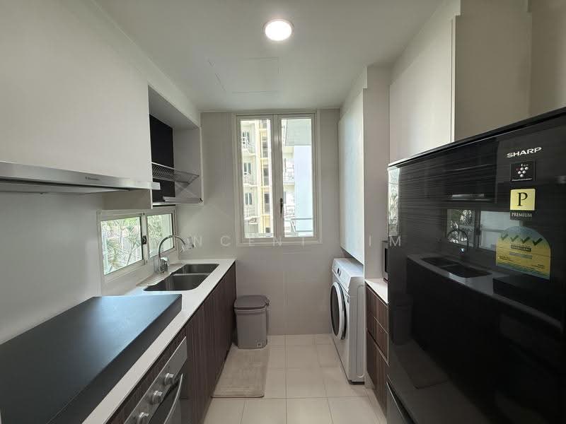 Vacanza @ East, 36 Lengkong Tujoh, Eunos / Geylang / Paya Lebar, 2 Bedrooms, 807 sqft, Condominium For Rent, by Vincent Lim, 25613654 - Kitchen - PropertyGuru.com.sg