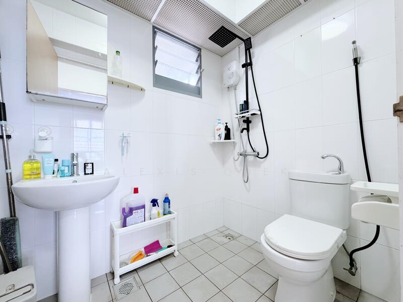 53 Strathmore Avenue HDB Flat For Sale at S$ 1,220,000 | PropertyGuru Singapore