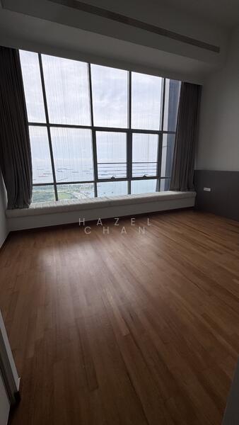 Master bedroom with  sea view 