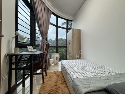 For Rent - Parc Oasis