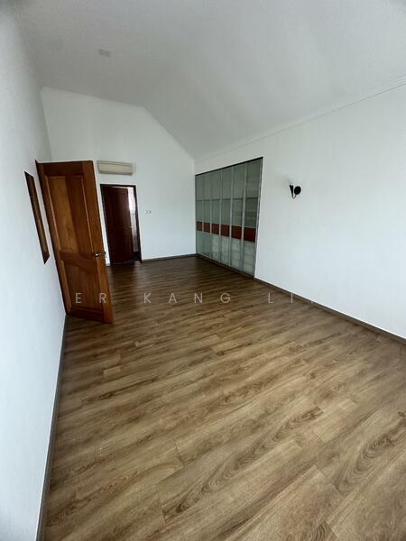 Dunearn Road Detach house, Dunearn Road., 6 Bedrooms, 5,000 sqft, Detached House For Rent, by Er Kang Lin, 25614094 - PropertyGuru.com.sg