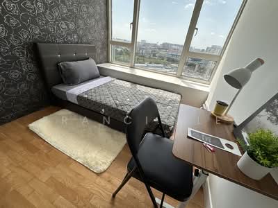 For Rent - The Centris