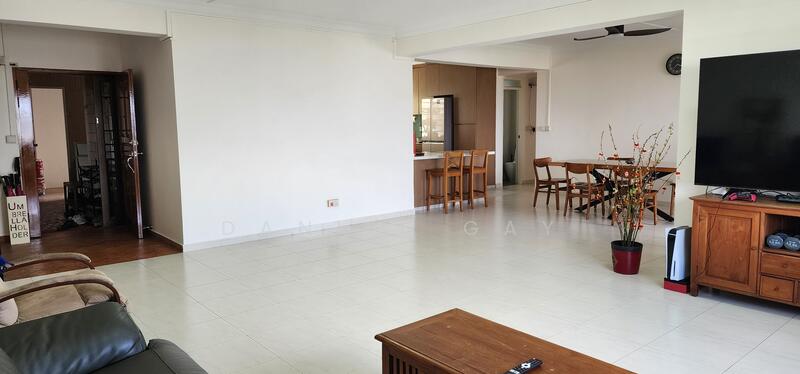 Spacious and bright Living Room