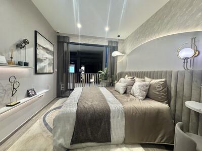 For Sale - Norwood Grand