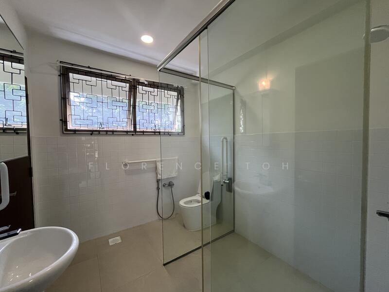 For Rent - Mountbatten road Detached House