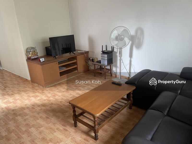 For Rent - 180 Bedok North Road