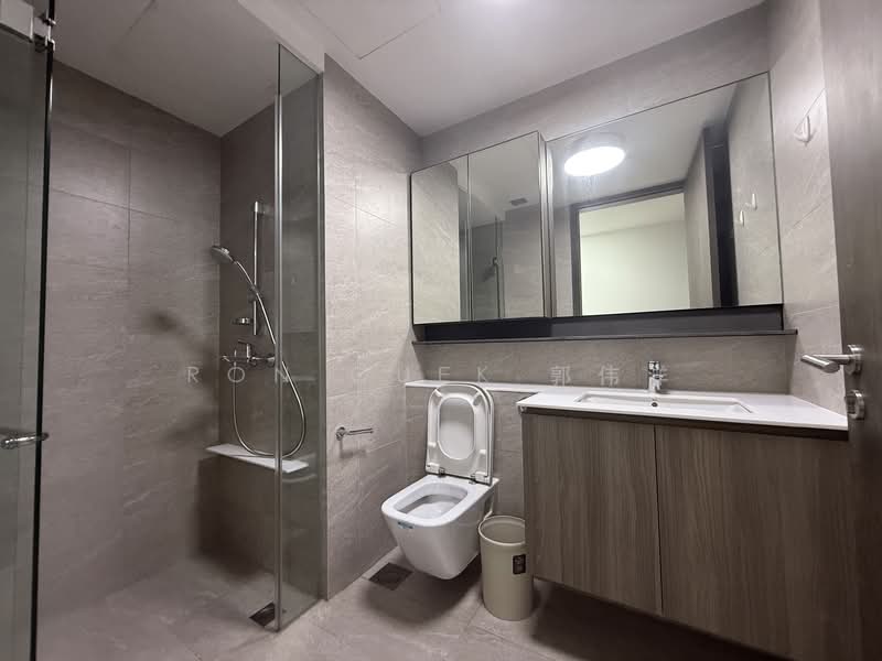 The Clement Canopy, 18 Clementi Avenue 1, 2 Bedrooms, 732 sqft, Condominium For Rent, by Ron Quek 郭伟洋, 25614980 - Bathroom - PropertyGuru.com.sg