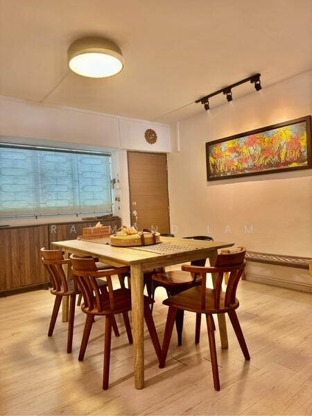 For Sale - 406 Pandan Gardens