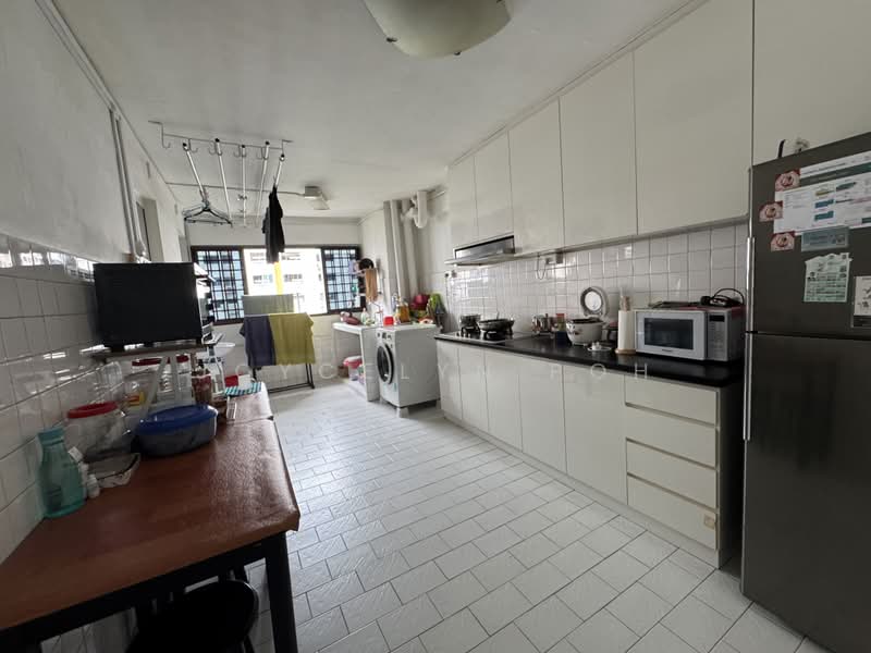 484 Jurong West Avenue 1, 484 Jurong West Avenue 1, 2 Bedrooms, 721 sqft, HDB Flat For Rent, by Joycelyn Poh, 25615276 - PropertyGuru.com.sg