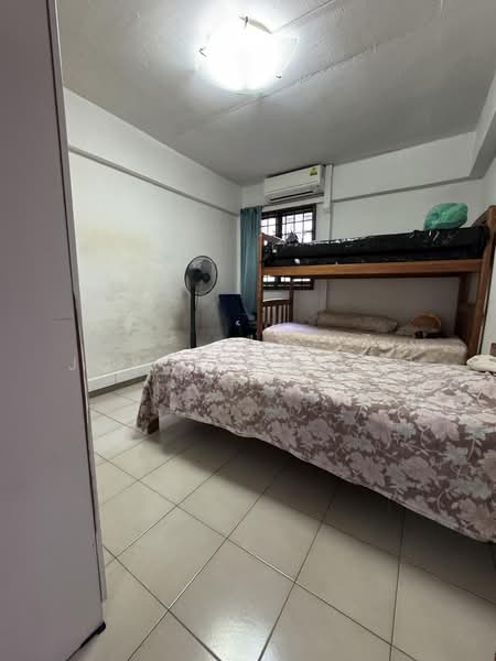 484 Jurong West Avenue 1, 484 Jurong West Avenue 1, 2 Bedrooms, 721 sqft, HDB Flat For Rent, by Joycelyn Poh, 25615276 - PropertyGuru.com.sg