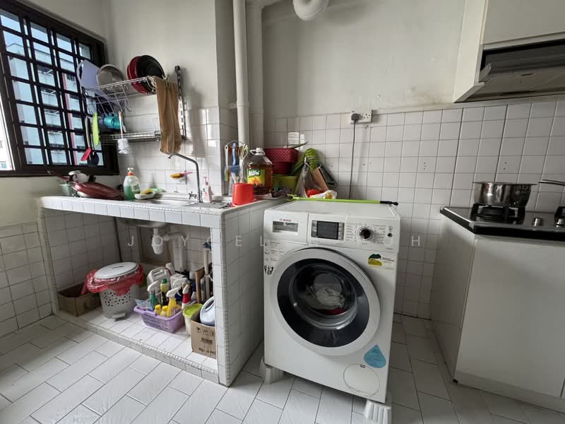 484 Jurong West Avenue 1, 484 Jurong West Avenue 1, 2 Bedrooms, 721 sqft, HDB Flat For Rent, by Joycelyn Poh, 25615276 - PropertyGuru.com.sg