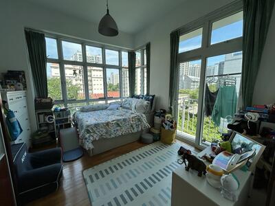 For Sale - The Aston