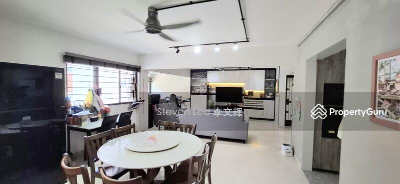For Sale - 654 Hougang Avenue 8