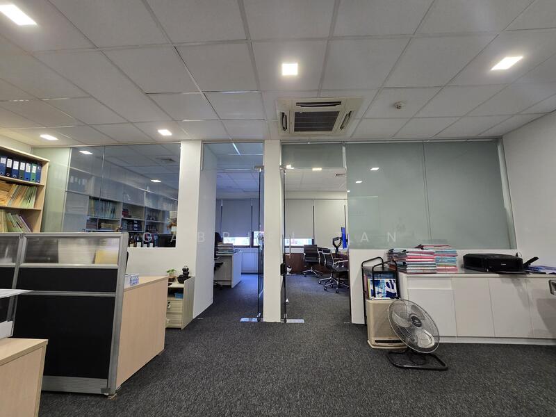 Byland Building, 135 Middle Road, 1,248 sqft, Office For Sale, by Gabriel Tan, 25615478 - CommercialGuru.com.sg