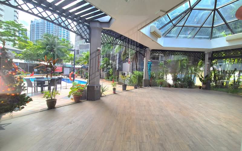 For Rent - Elizabeth Tower