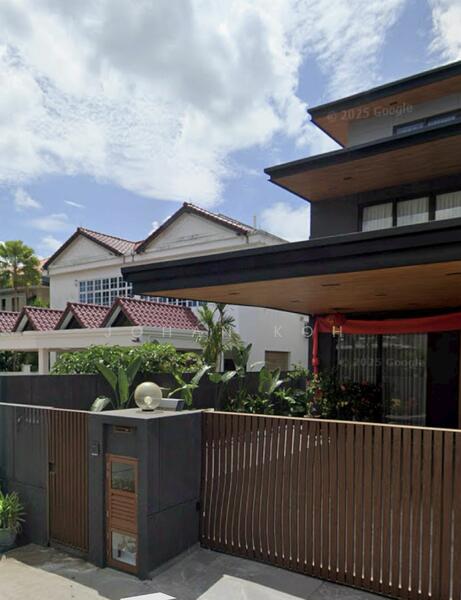 For Sale - ⭐️Undervalued Sale ❤️Frankel Estate Semi-D ⭐️ Almost New