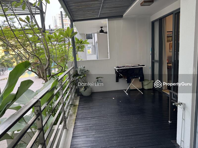 For Rent - The Pier at Robertson