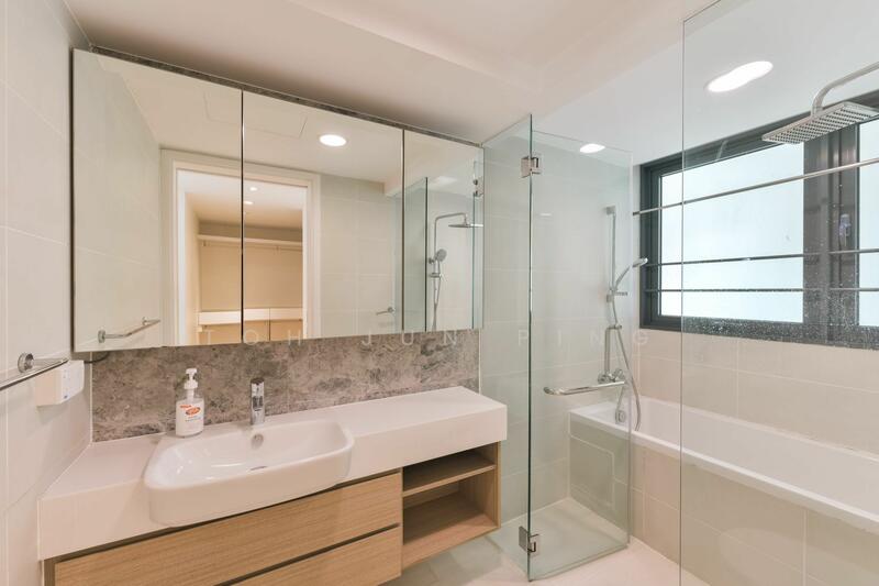 For Rent - The Lakefront Residences