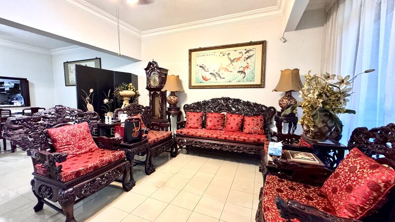 For Sale - ⭐⭐LANDED7772@2 STOREY TERRACE BEAUTY WORLD MRT (D21) 4rm