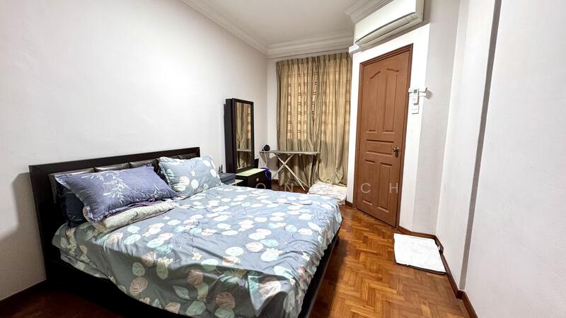 For Sale - ⭐⭐LANDED7772@2 STOREY TERRACE BEAUTY WORLD MRT (D21) 4rm