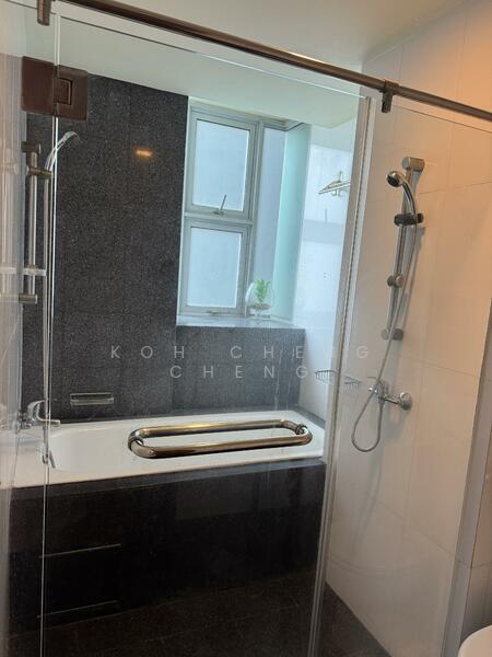 Park Green, 2 Rivervale Link, 3 Bedrooms, 1,195 sqft, Condominium For Rent, by Koh Cheng Cheng, 25616593 - Bathroom - PropertyGuru.com.sg