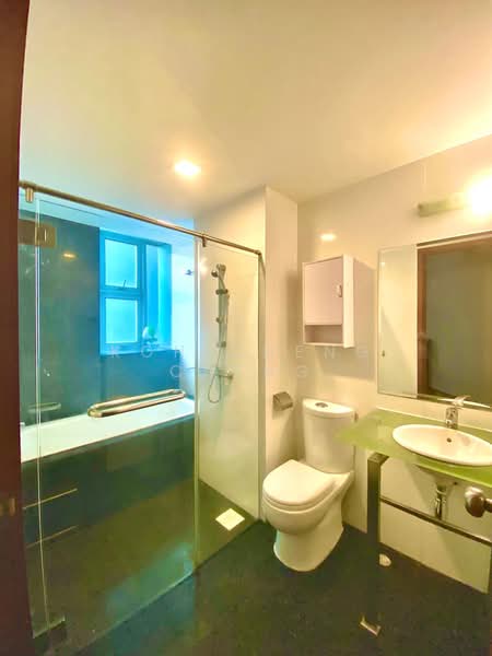 Park Green, 2 Rivervale Link, 3 Bedrooms, 1,195 sqft, Condominium For Rent, by Koh Cheng Cheng, 25616593 - Bathroom - PropertyGuru.com.sg