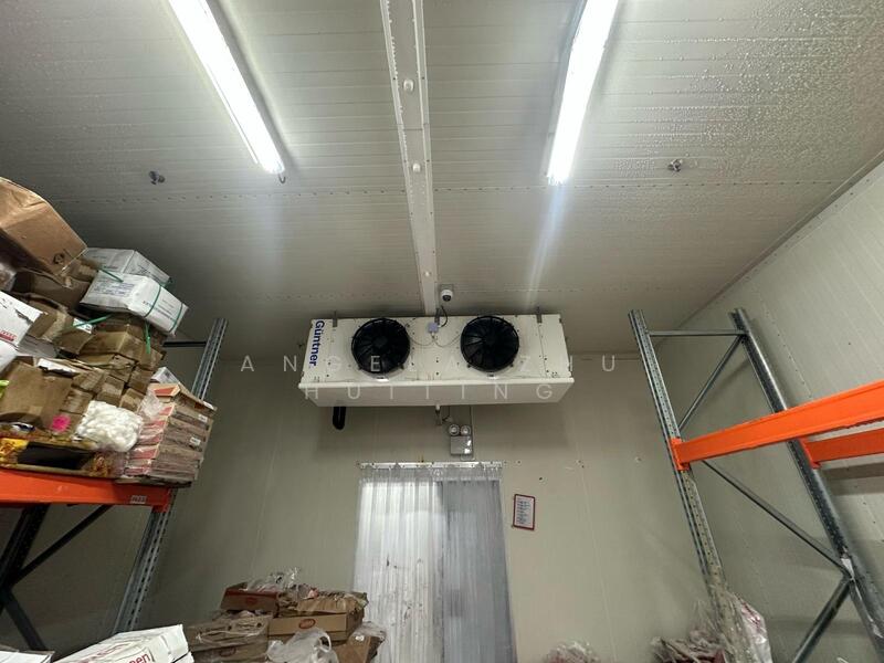 CT Foodchain, 200 Pandan Loop, 3,596 sqft, Factory / Workshop (B2) For Sale, by Angela Zhu Huiting, 25616672 - Others - CommercialGuru.com.sg